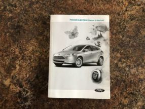 2017 Ford Focus Electric Owner's Manual